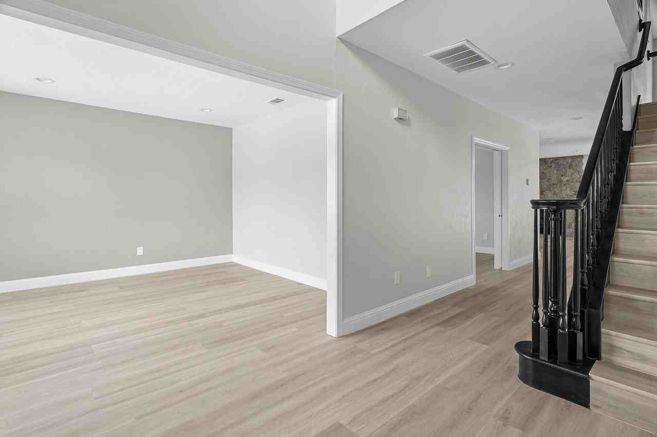 360 Mount Oso Ave #NA - Photo 5 of 28