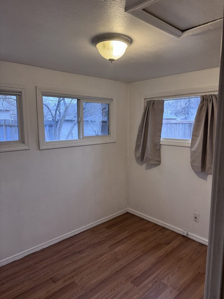 711 E Princeton Ave #NA - Photo 7 of 28