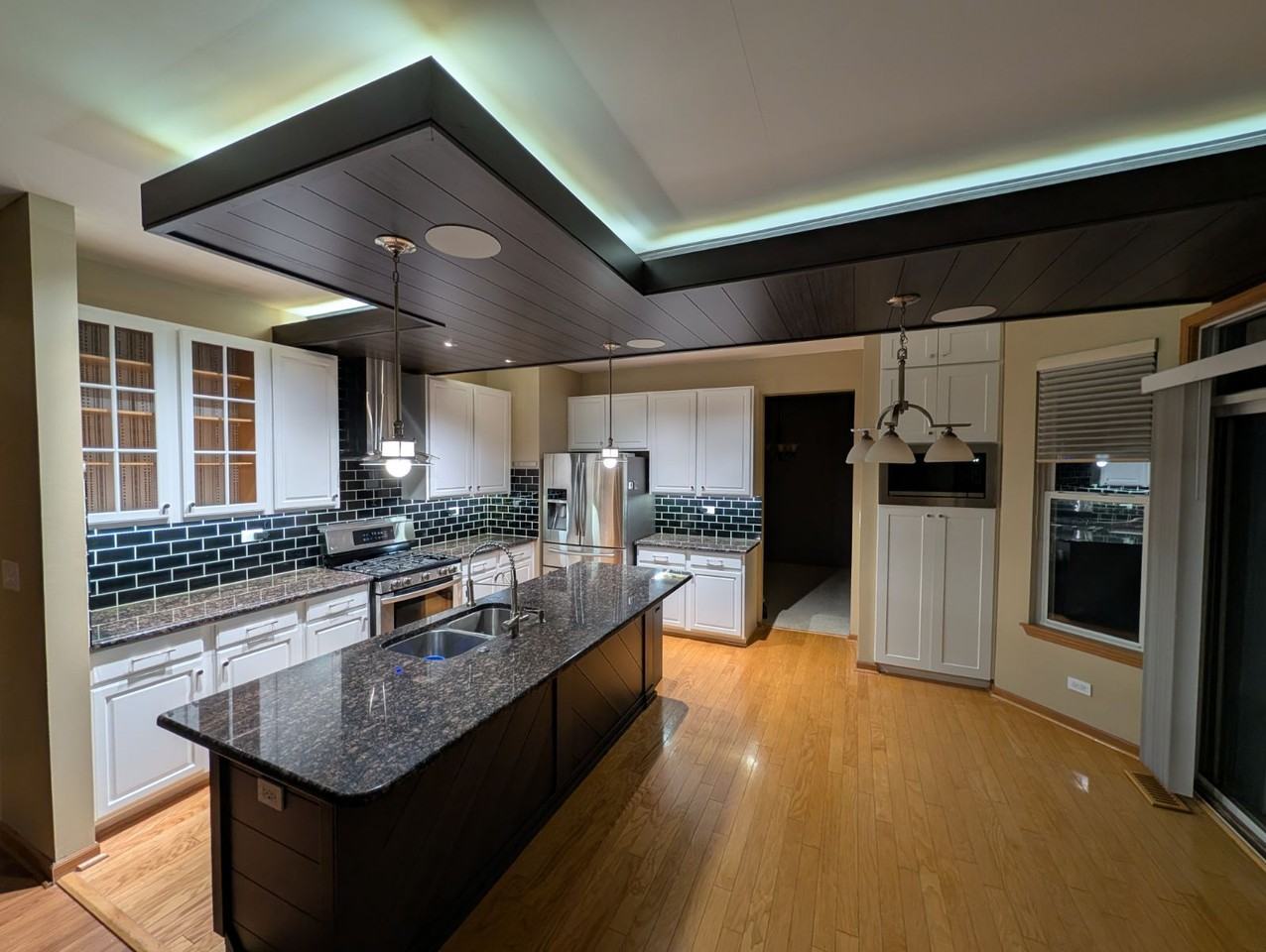 707 Thompson Ave #NA - Photo 5 of 19