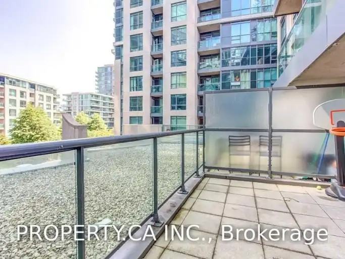 219 Fort York Blvd #318 - Photo 2 of 15