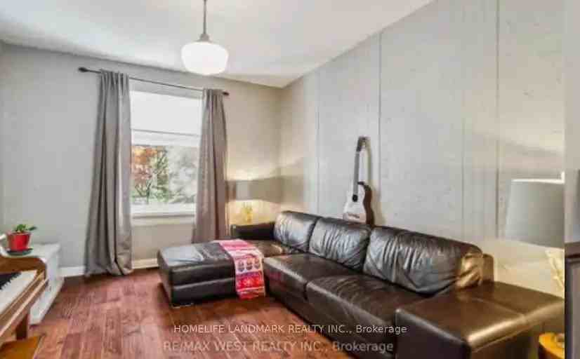68 Hastings Ave - Photo 6 of 12