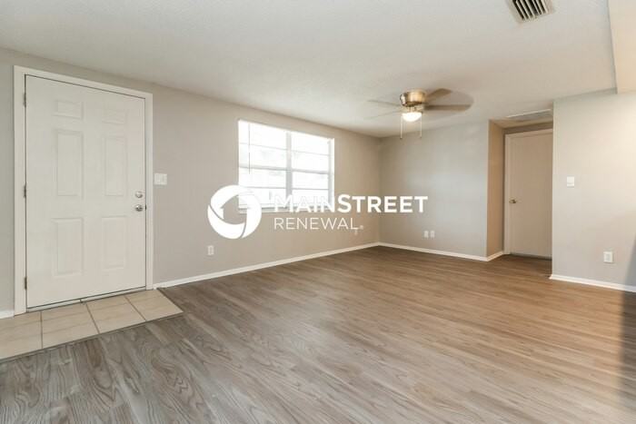 3426 Garfield Dr - Photo 4 of 15