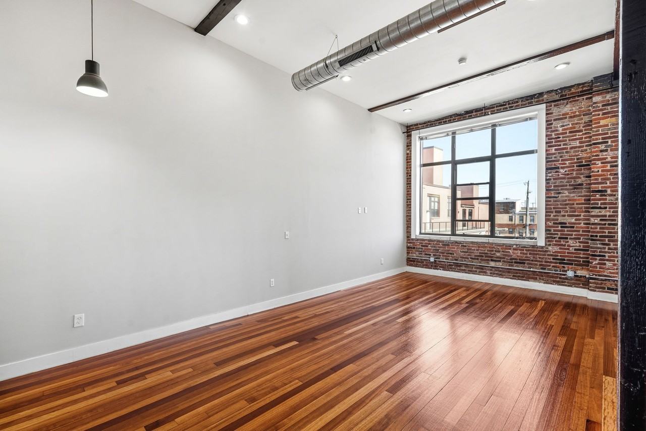 3421 Richmond Street - Photo 3 of 29