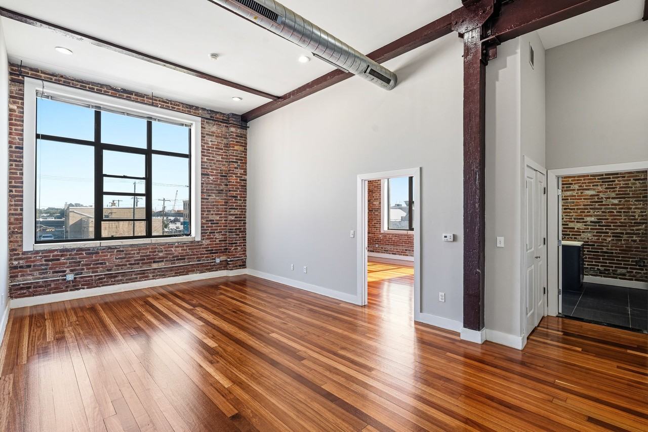 3421 Richmond Street - Photo 4 of 29