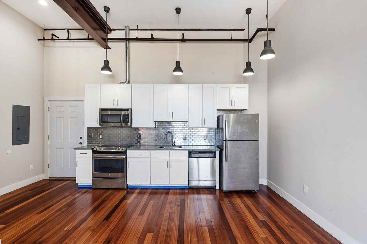 3421 Richmond Street - Photo 6 of 29
