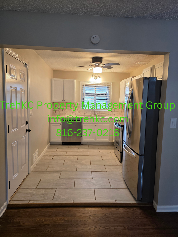 10611 Bellefontaine Avenue - Photo 3 of 21
