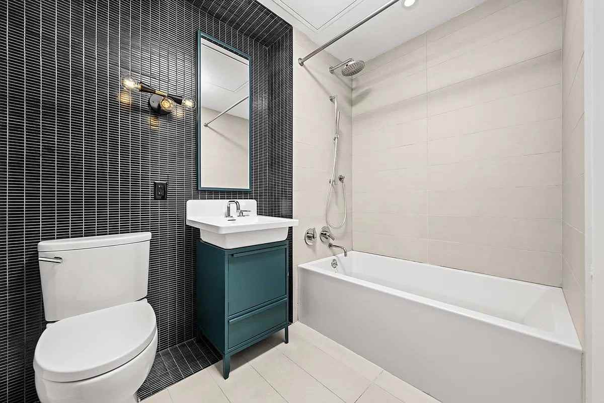 123 Melrose St #311 - Photo 5 of 8
