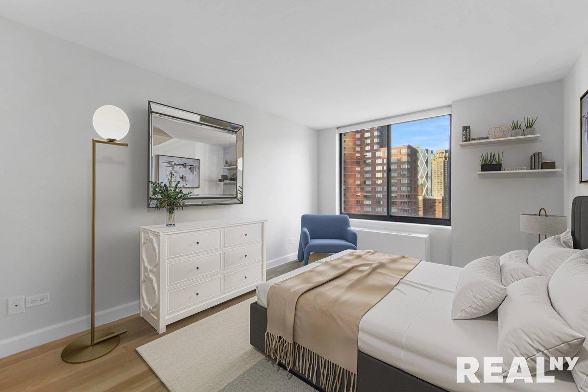 W 48th St #36M - Photo 2 of 3