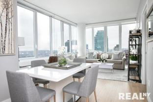 24th St #30H - Photo 1 of 1