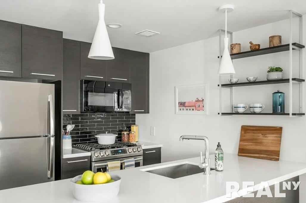 Clarkson Ave #332 - Photo 5 of 5