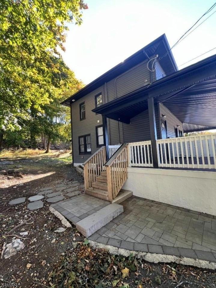475 River Styx Rd #2 - Photo 4 of 24