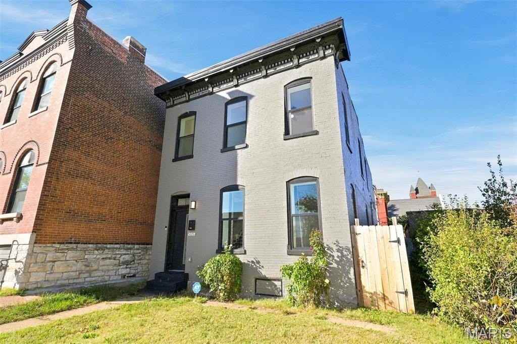 4205 Norfolk Ave - Photo 2 of 15