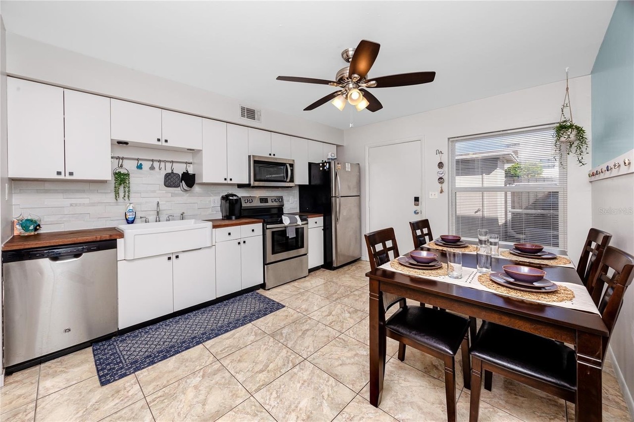 4229 La Palma Ct - Photo 5 of 36