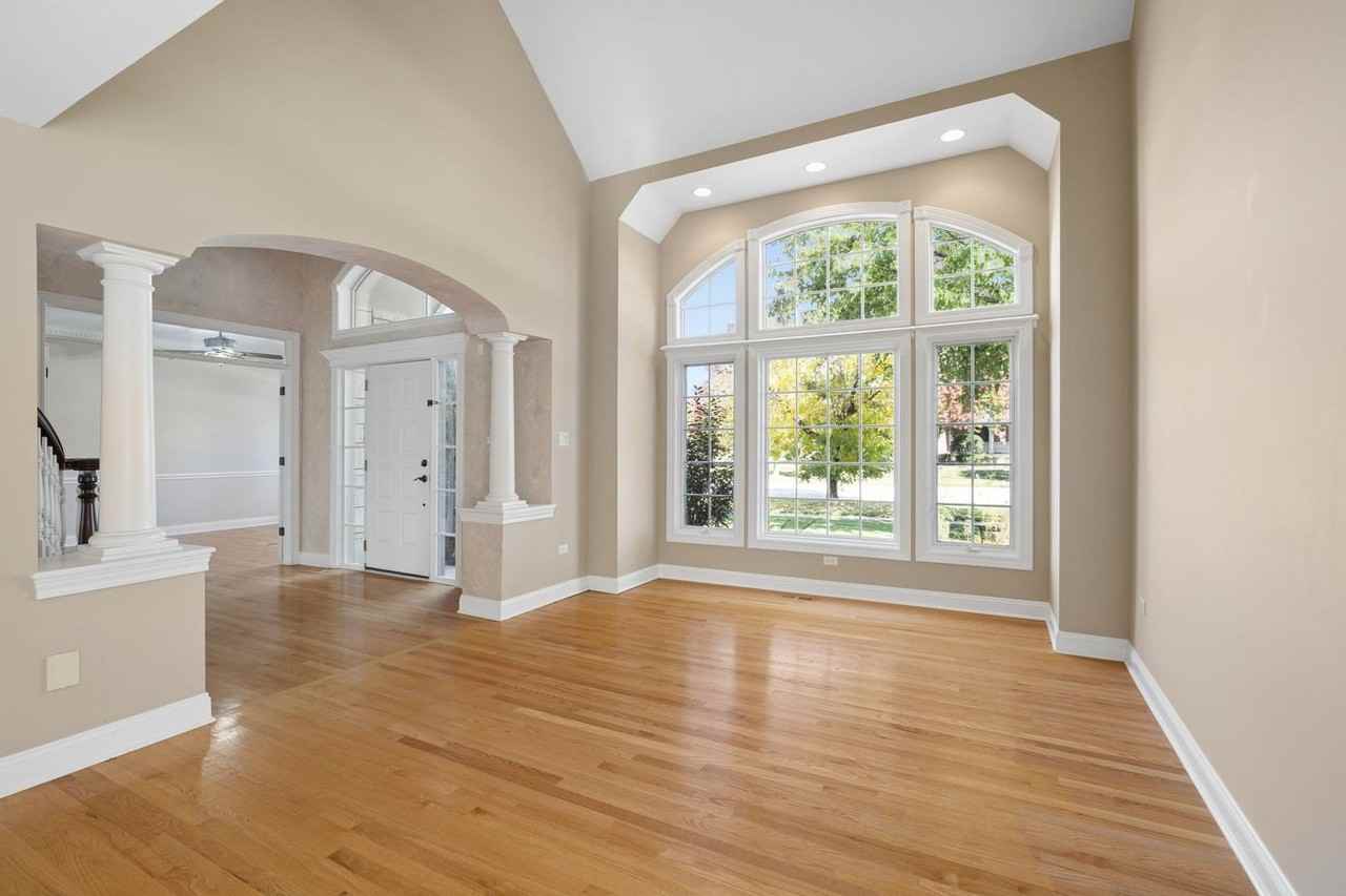 3516 White Eagle Dr - Photo 4 of 46
