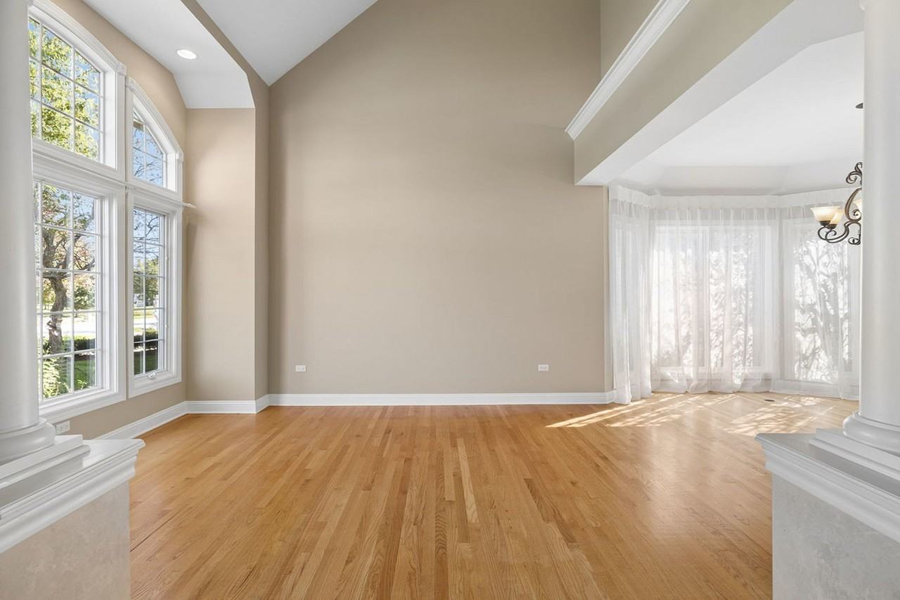 3516 White Eagle Dr - Photo 5 of 46