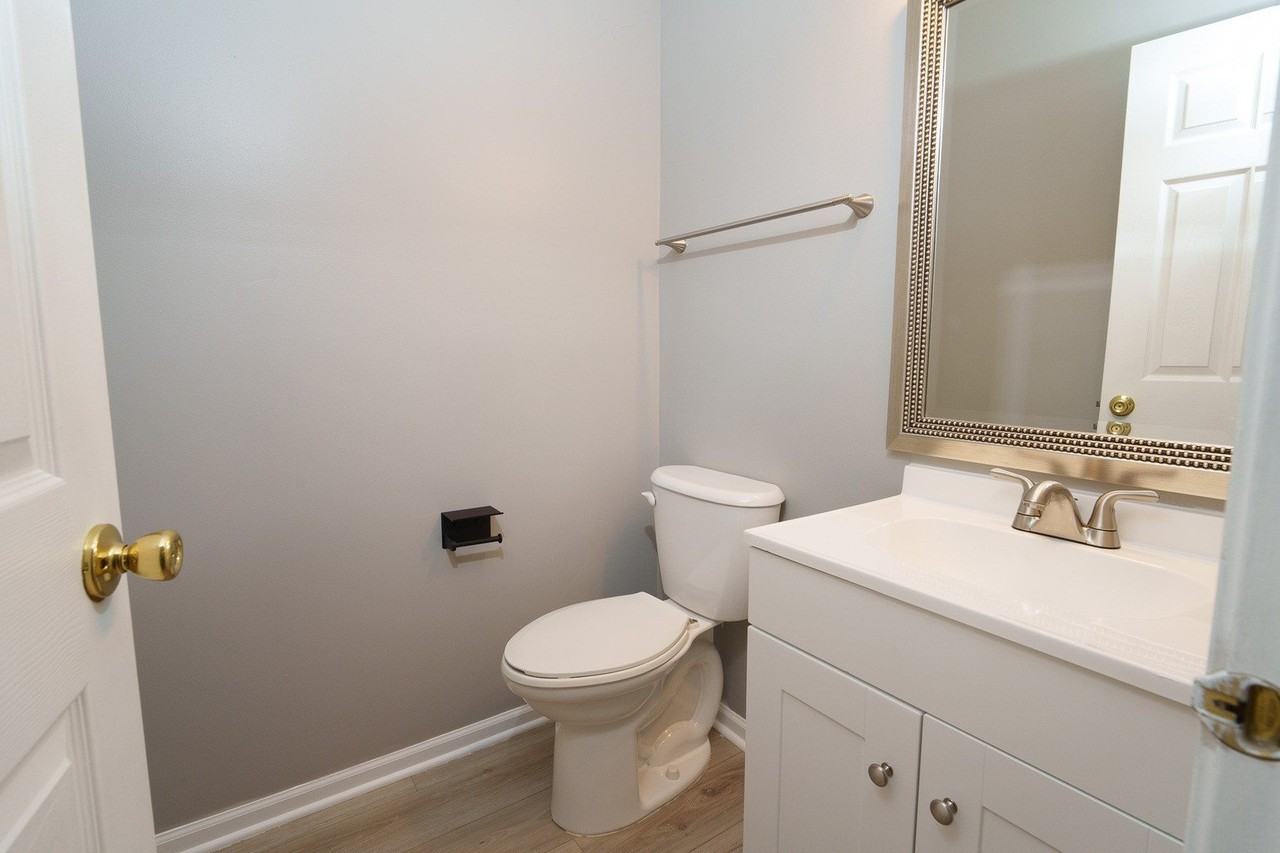 1039 Woodview Ct #1039 - Photo 6 of 18