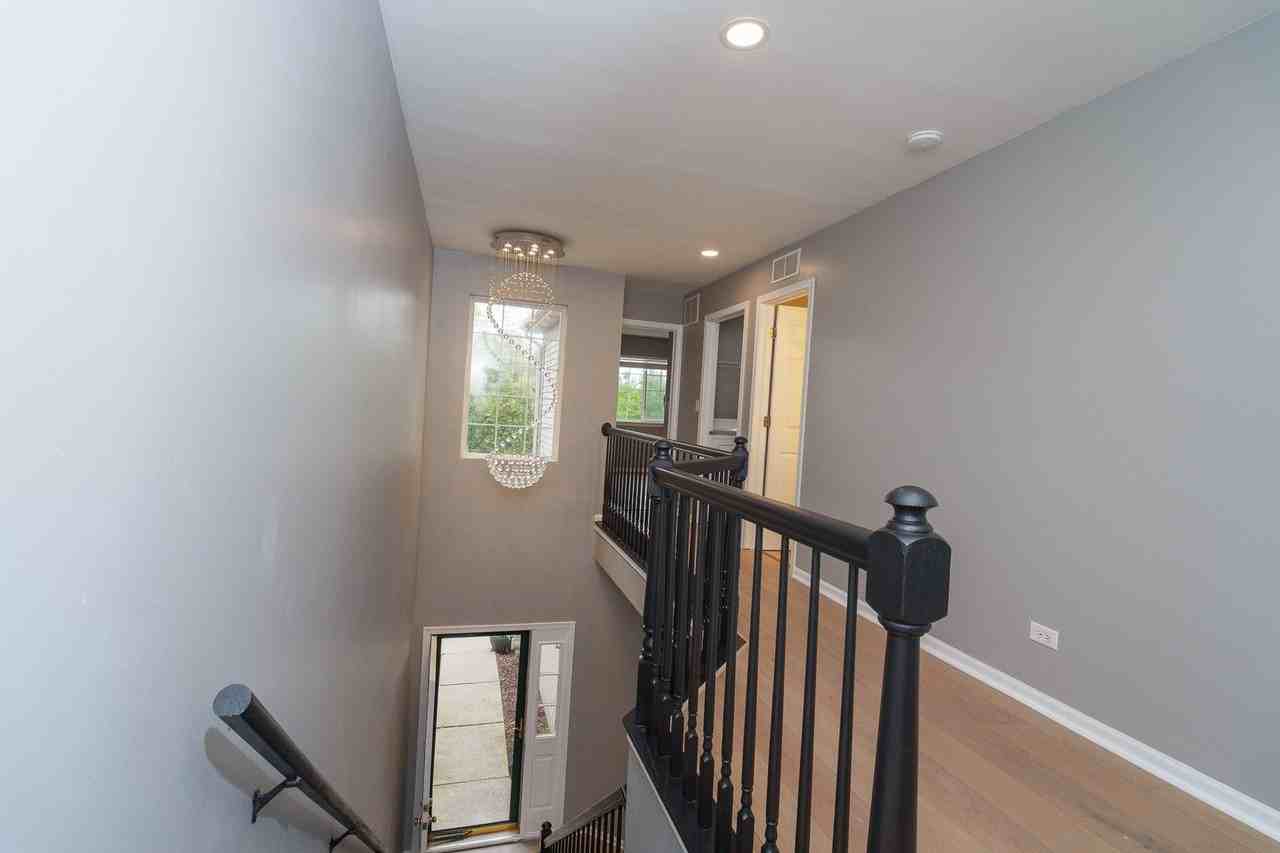 1039 Woodview Ct #1039 - Photo 7 of 18