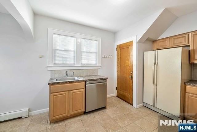 124 Buena Vista Ave #1 - Photo 6 of 14
