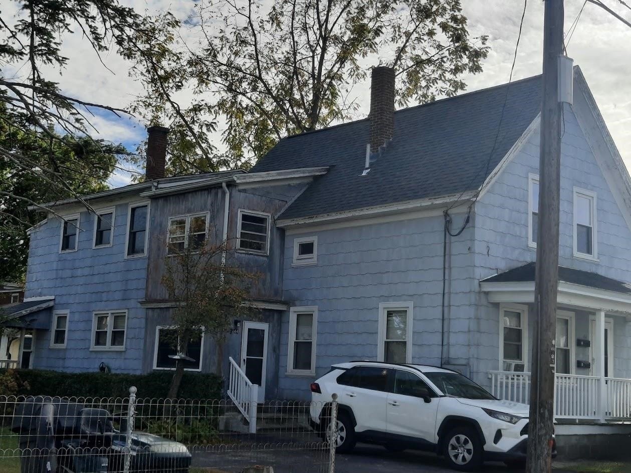 44 Gilman St - Photo 2 of 33