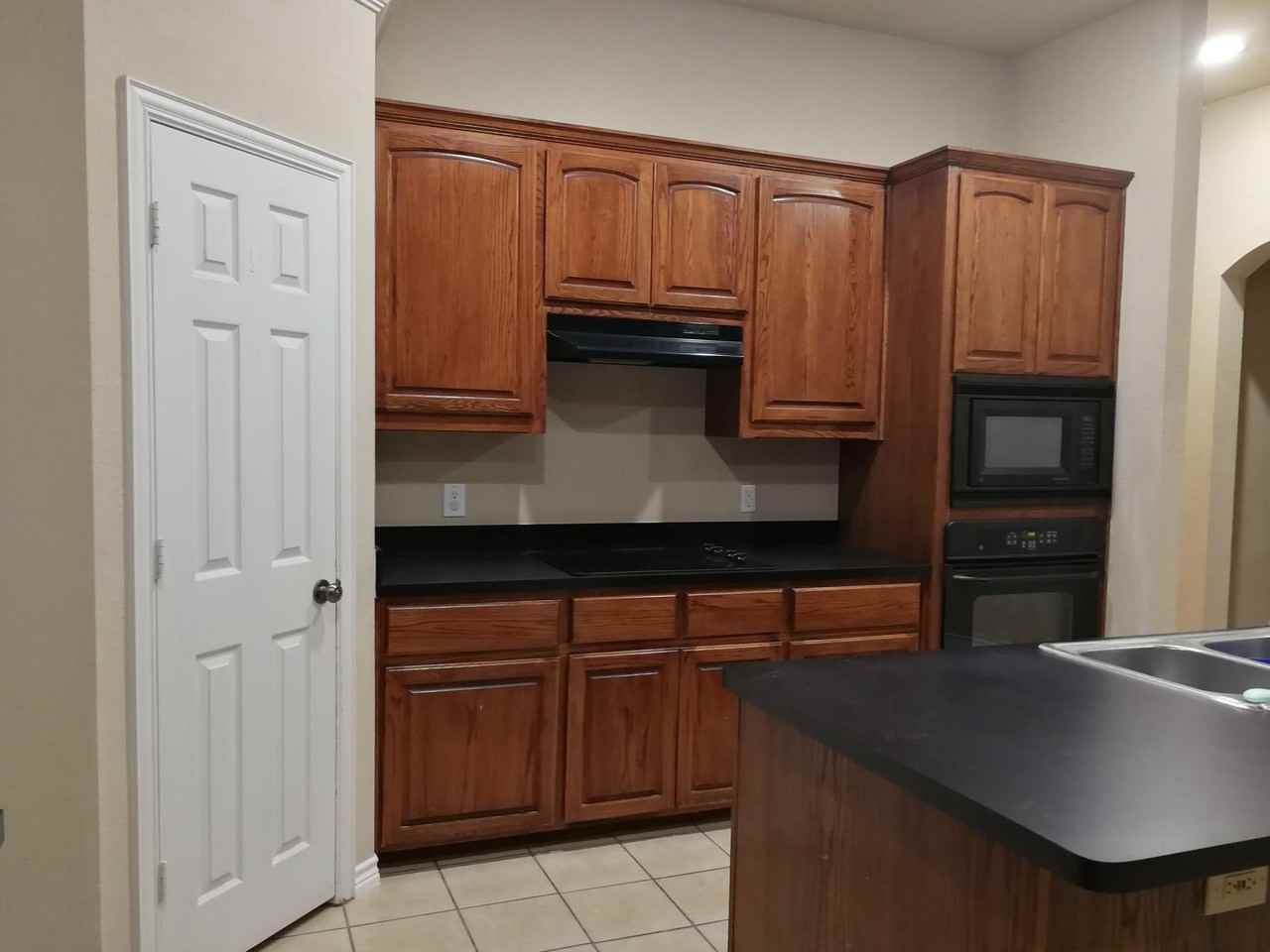 4312 Cannock Dr - Photo 3 of 22