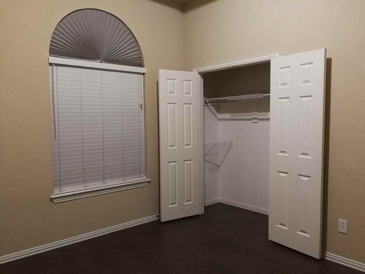 4312 Cannock Dr - Photo 5 of 22