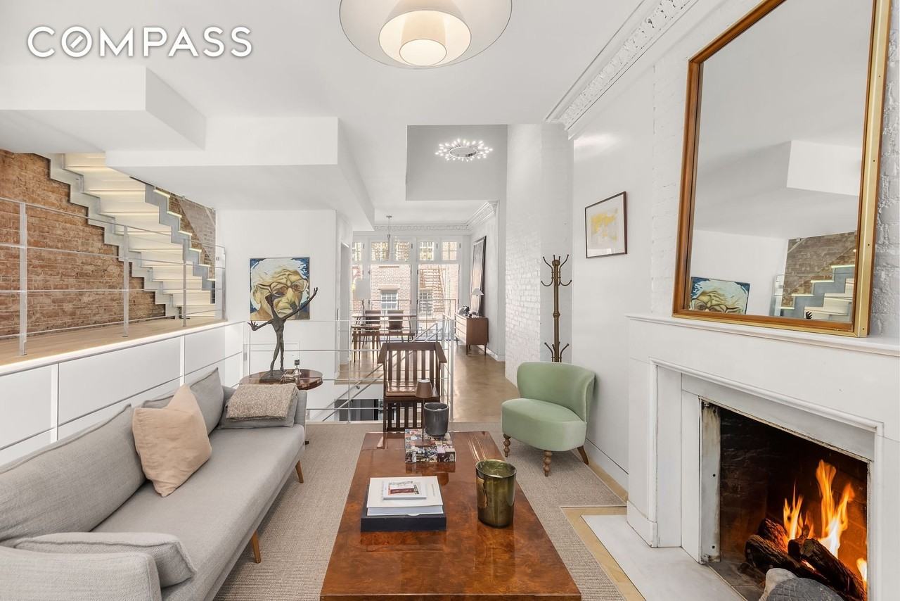 21 Cornelia St #TH - Photo 6 of 24