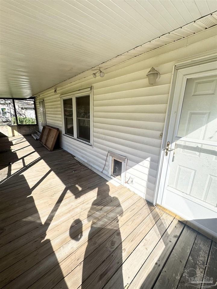 4610 Martha Ave - Photo 3 of 13