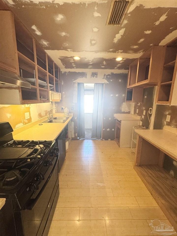 4610 Martha Ave - Photo 5 of 13