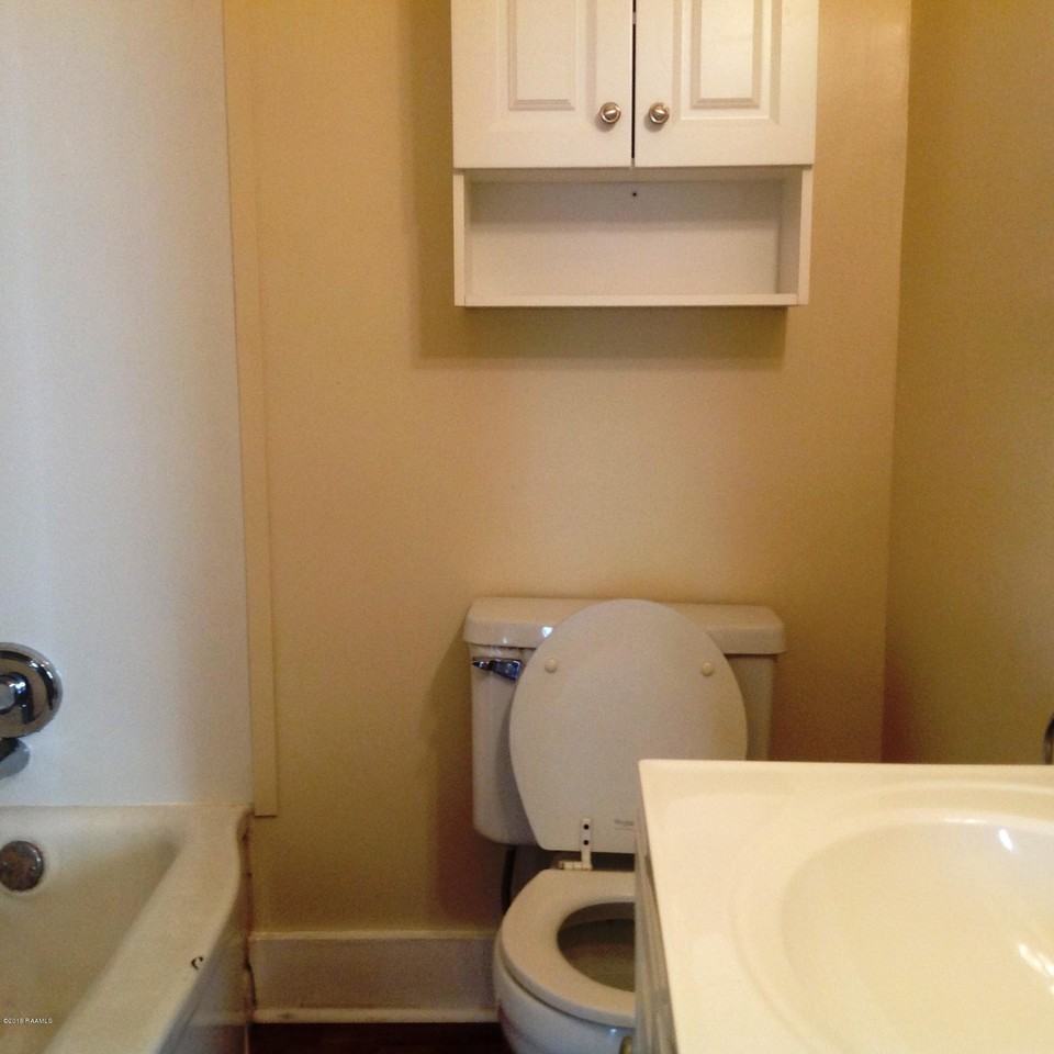 153 Sherwood Dr - Photo 6 of 13