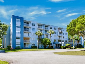 500 Executive Center Dr #5M - Photo 1 of 1
