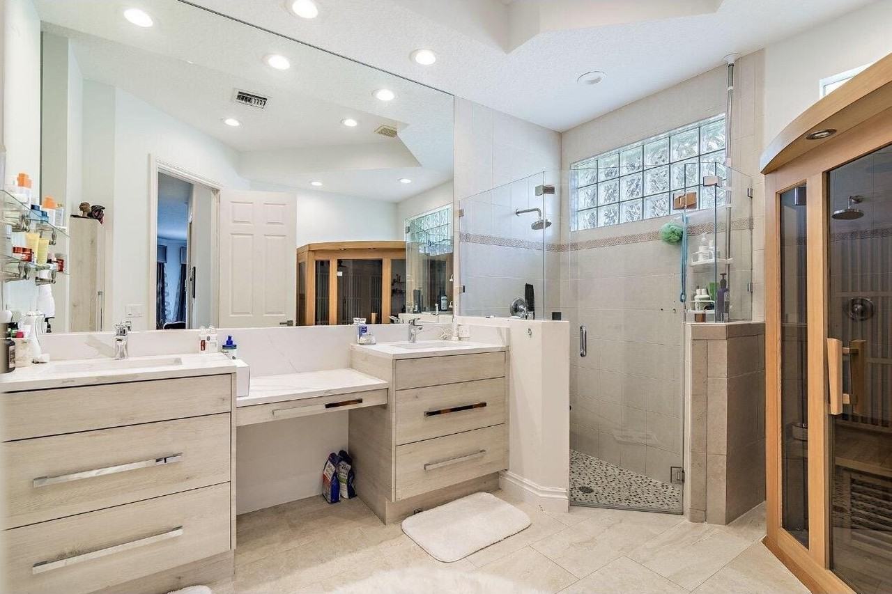 125 Pembroke Dr #125 - Photo 7 of 11