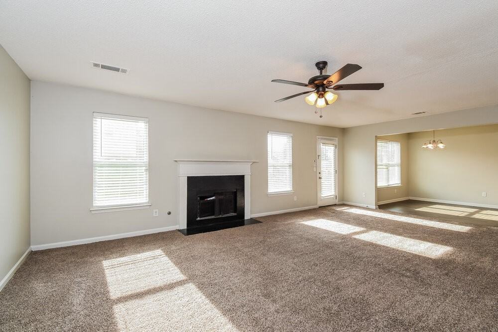 5019 Serenity Point Ln - Photo 4 of 17