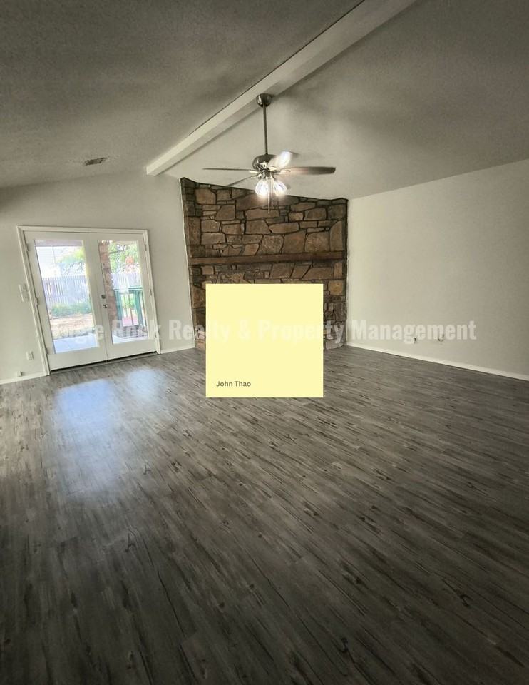 1816 N Aster Ave - Photo 4 of 48