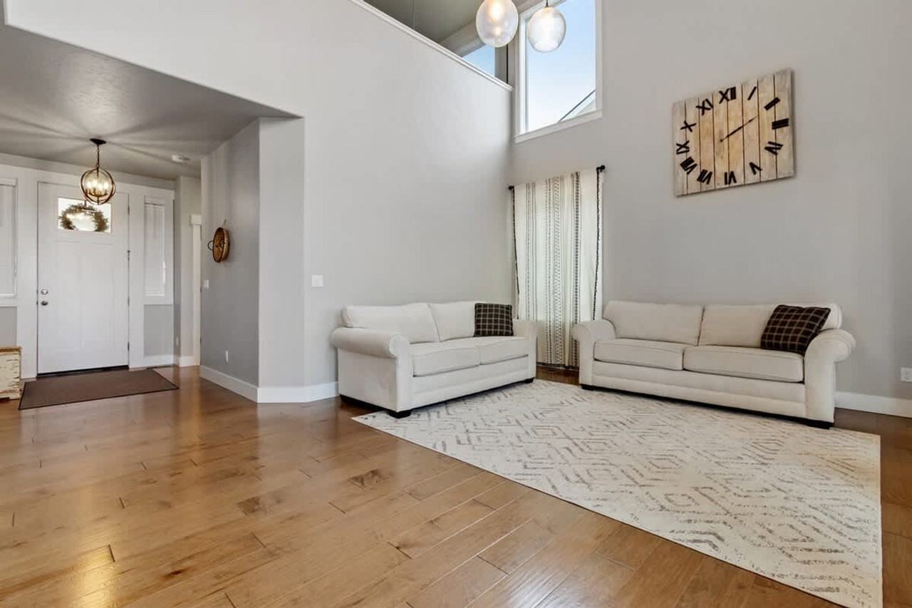 5118 N Cunard Way #1638218P - Photo 4 of 50