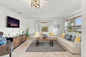 featured image of 636 98th Ave N