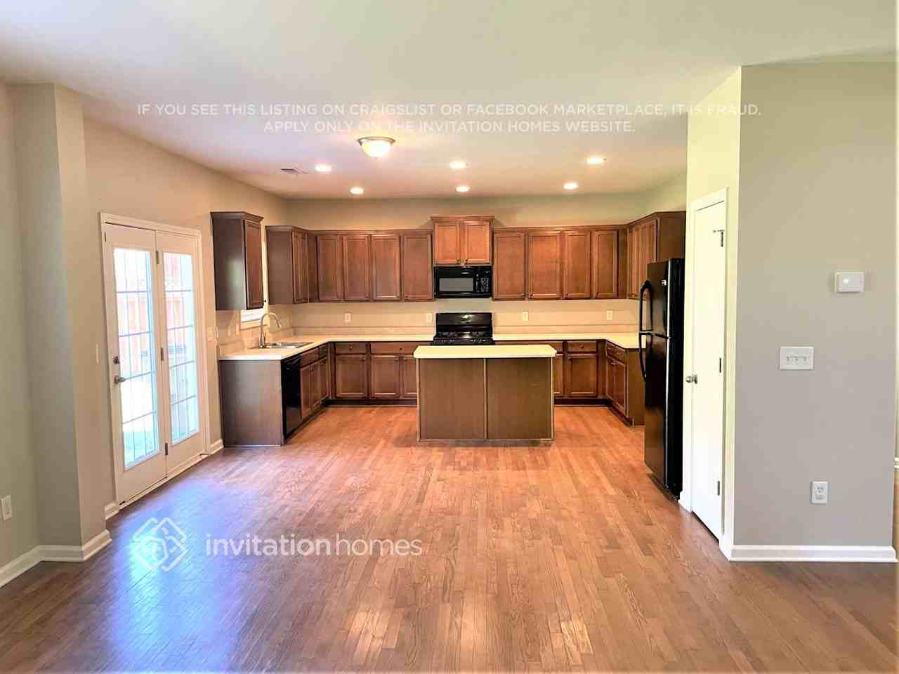 4480 Dartford Rd - Photo 3 of 10