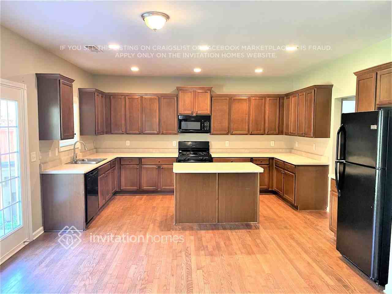 4480 Dartford Rd - Photo 4 of 10