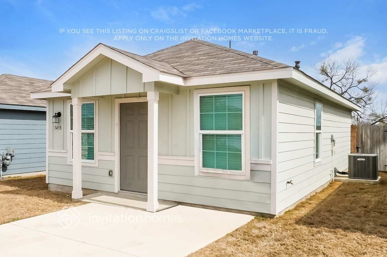 5438 Verdugos Palace - Photo 3 of 23