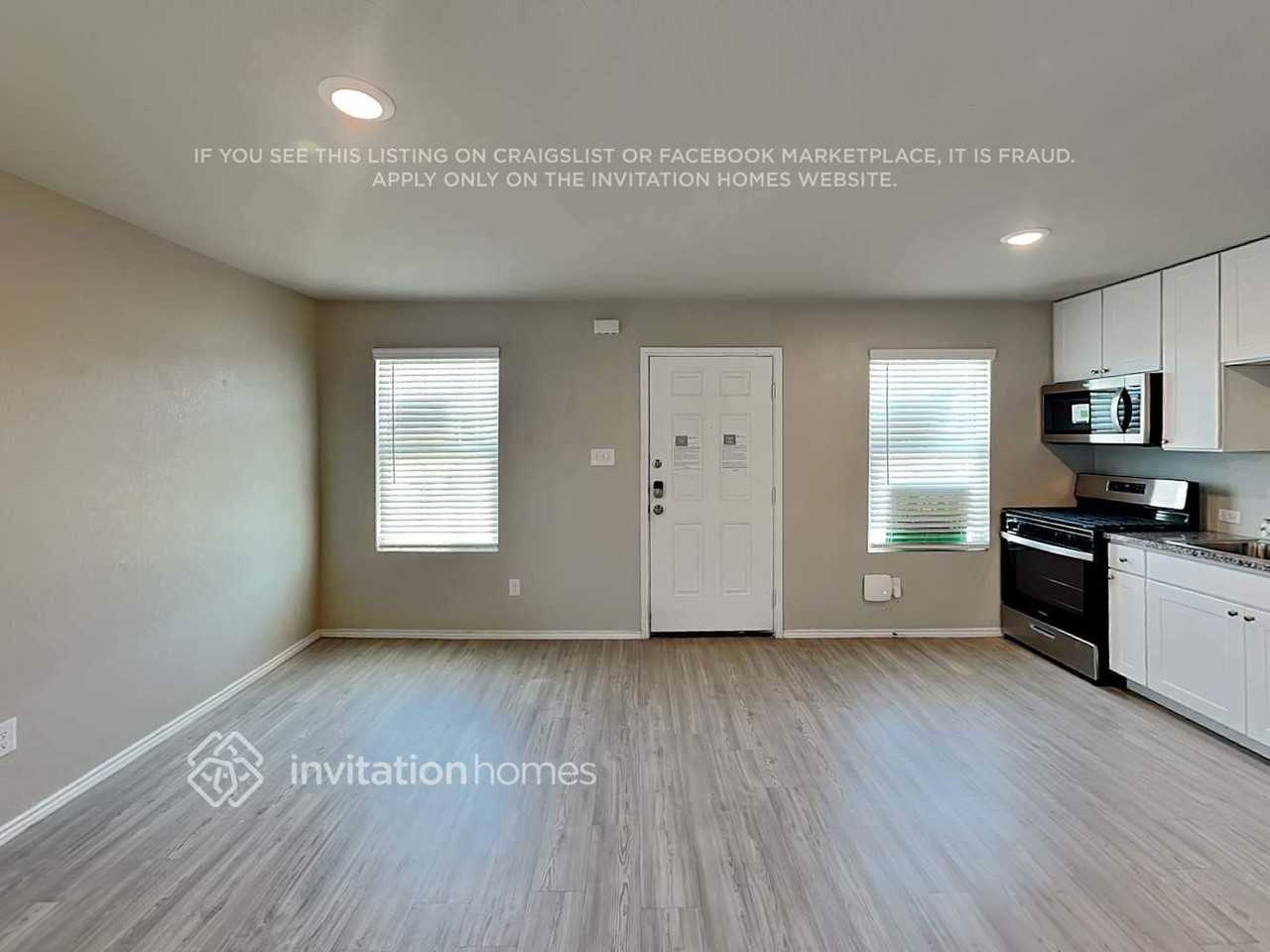 5438 Verdugos Palace - Photo 4 of 23