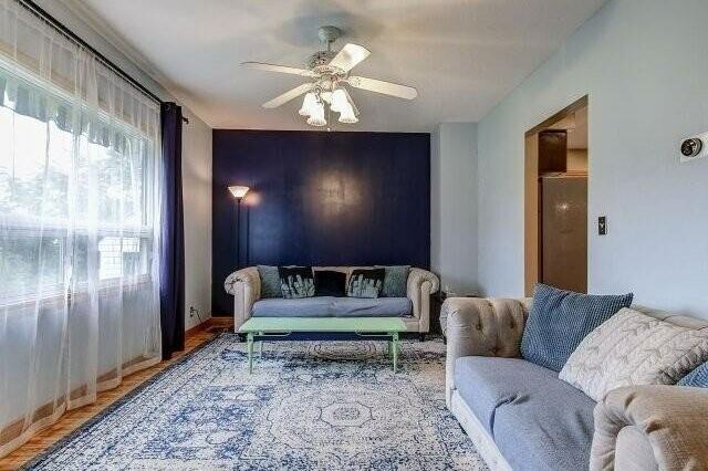 4497 Simcoe Street - Photo 5 of 8
