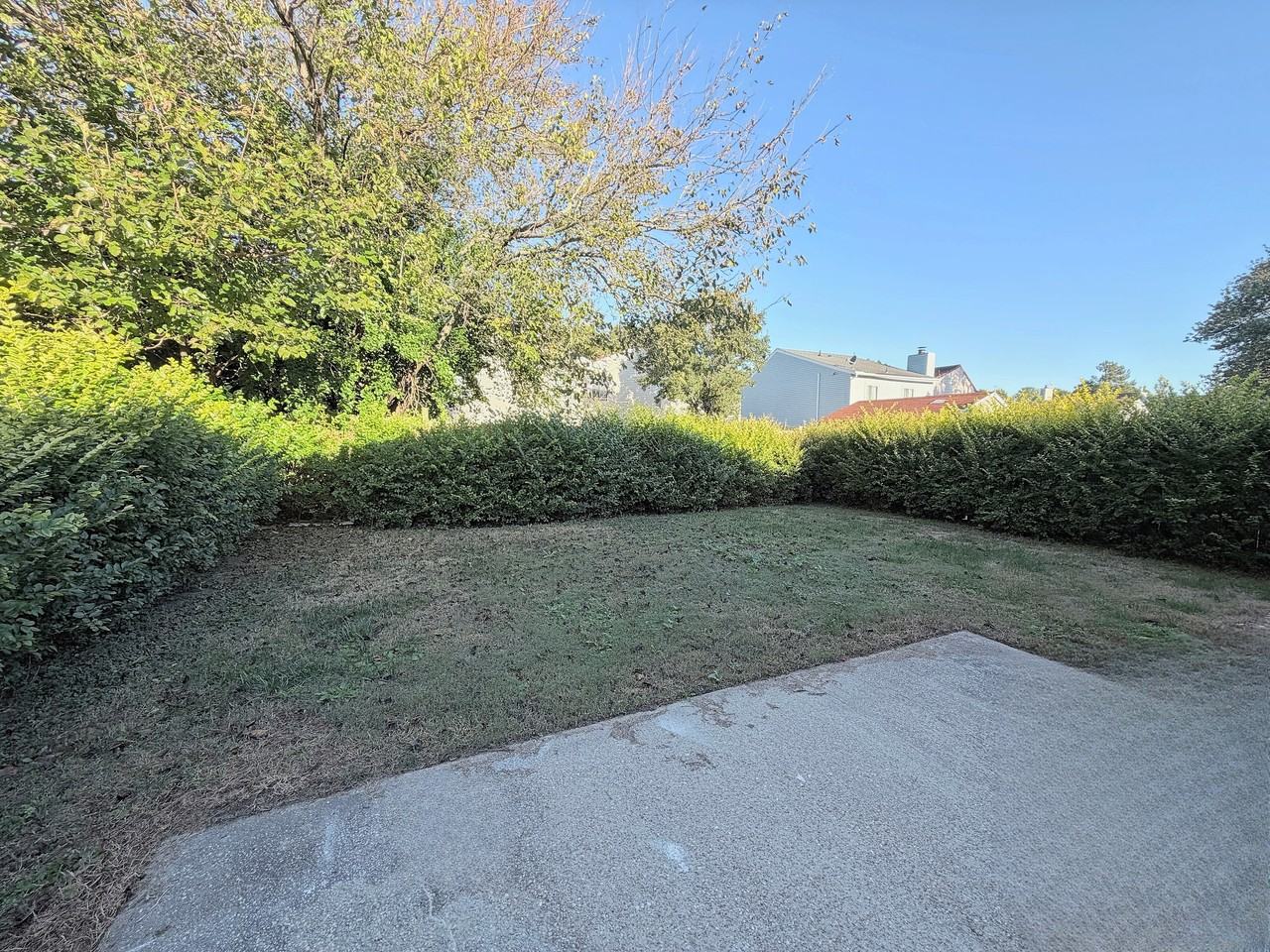 1727 Delaney St #1 - Photo 5 of 11