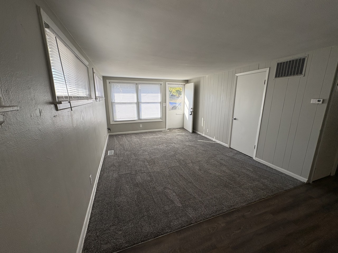 301 Amanda Street #B - Photo 2 of 11