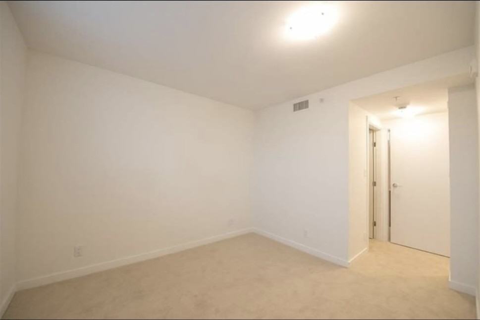 7000 Alderbridge Way - Photo 6 of 12