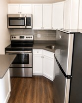 W Lakeside Pl & N Clarendon Ave - Photo 1 of 1