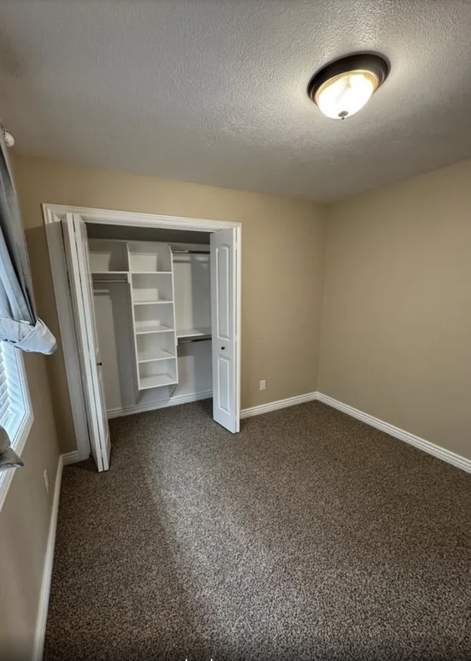 352 Kimberly Dr - Photo 7 of 20