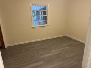 5825 Richmond Rd - Photo 4 of 8