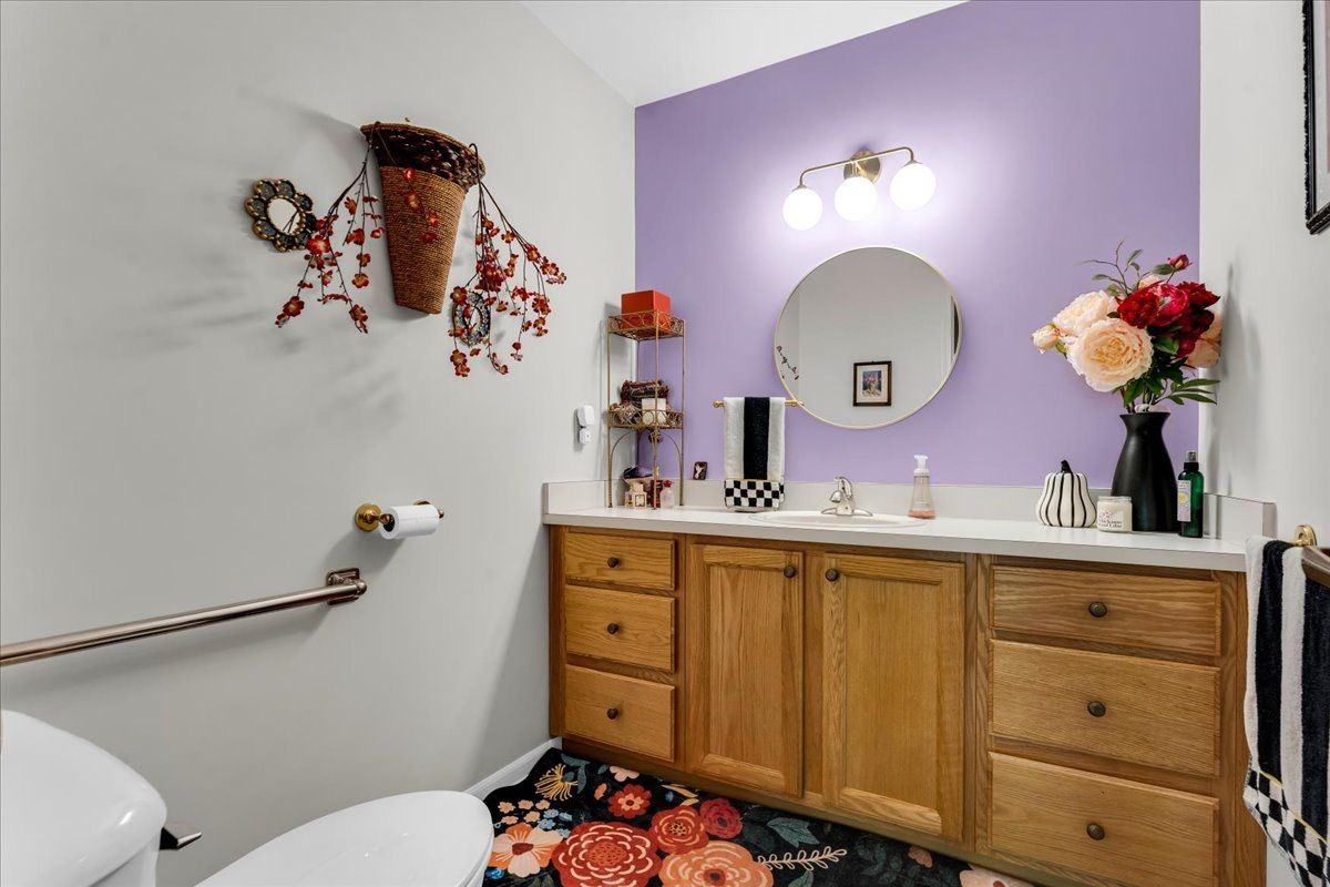 2736 Winter Garden Ct - Photo 4 of 47