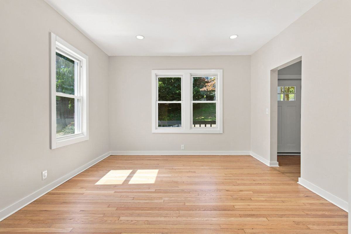 33 Mohawk Ave - Photo 6 of 50