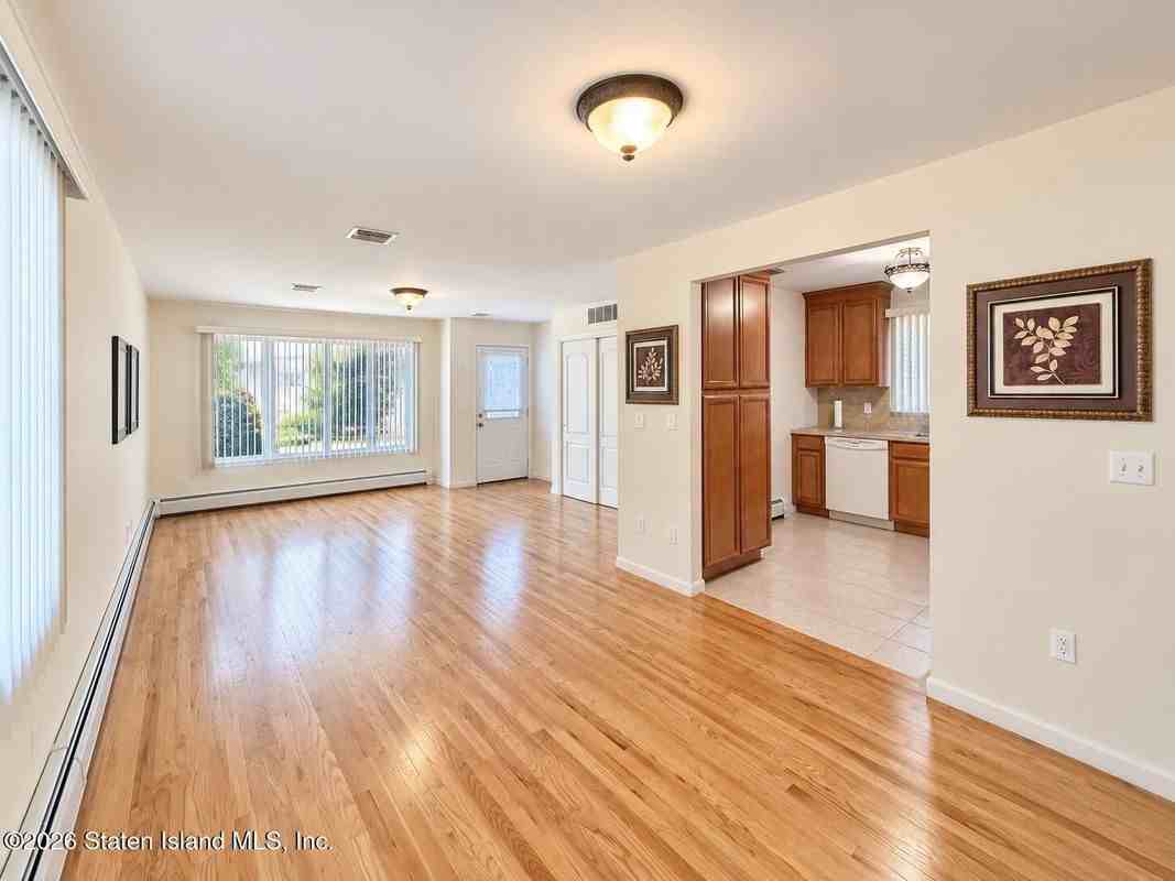 235 Carteret St - Photo 3 of 23