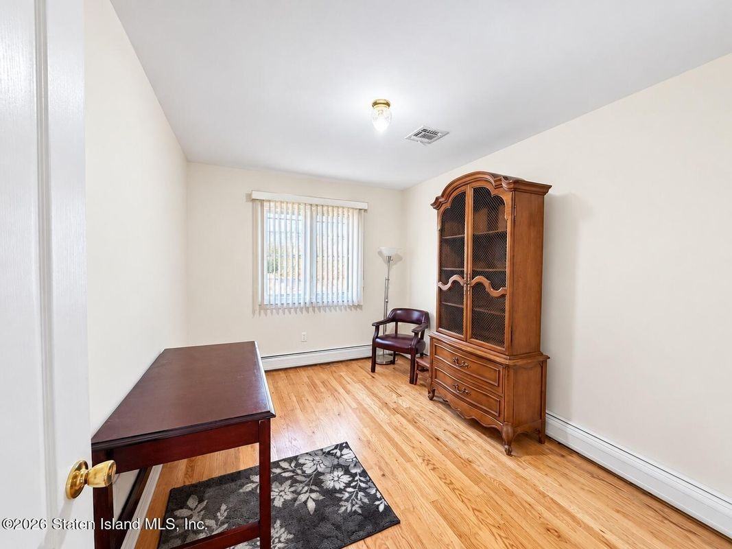 235 Carteret St - Photo 7 of 23
